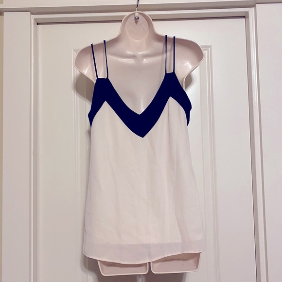 Lulu’s Ivory and Black Tank - Picture 6 of 6